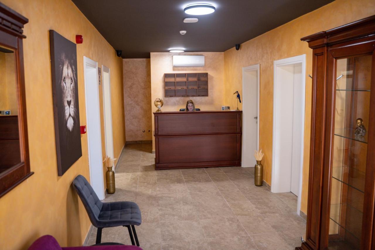 Motel Zeta Lux Mitrovici  ภายนอก รูปภาพ